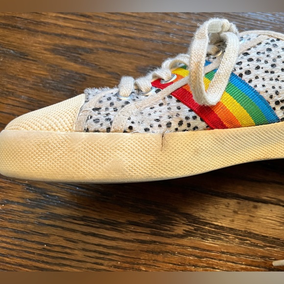 Gola faux fur with cheetah print and rainbow detail sneakers. Size 6 - Picture 3 of 11